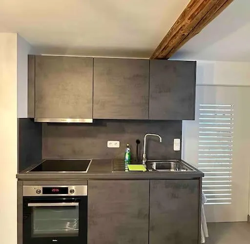 Neue Direkt Am Vulkanradweg